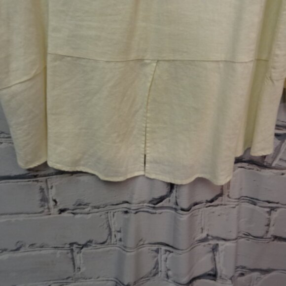 Simply Noelle Long Sleeve Button Down Blouse w/Two Front Pockets, NWOT - Picture 4 of 7